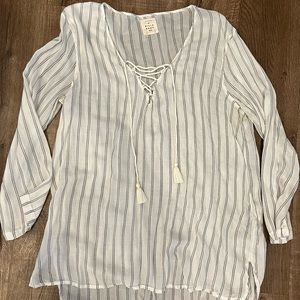 Billabong women’s striped swimsuit coverup size large